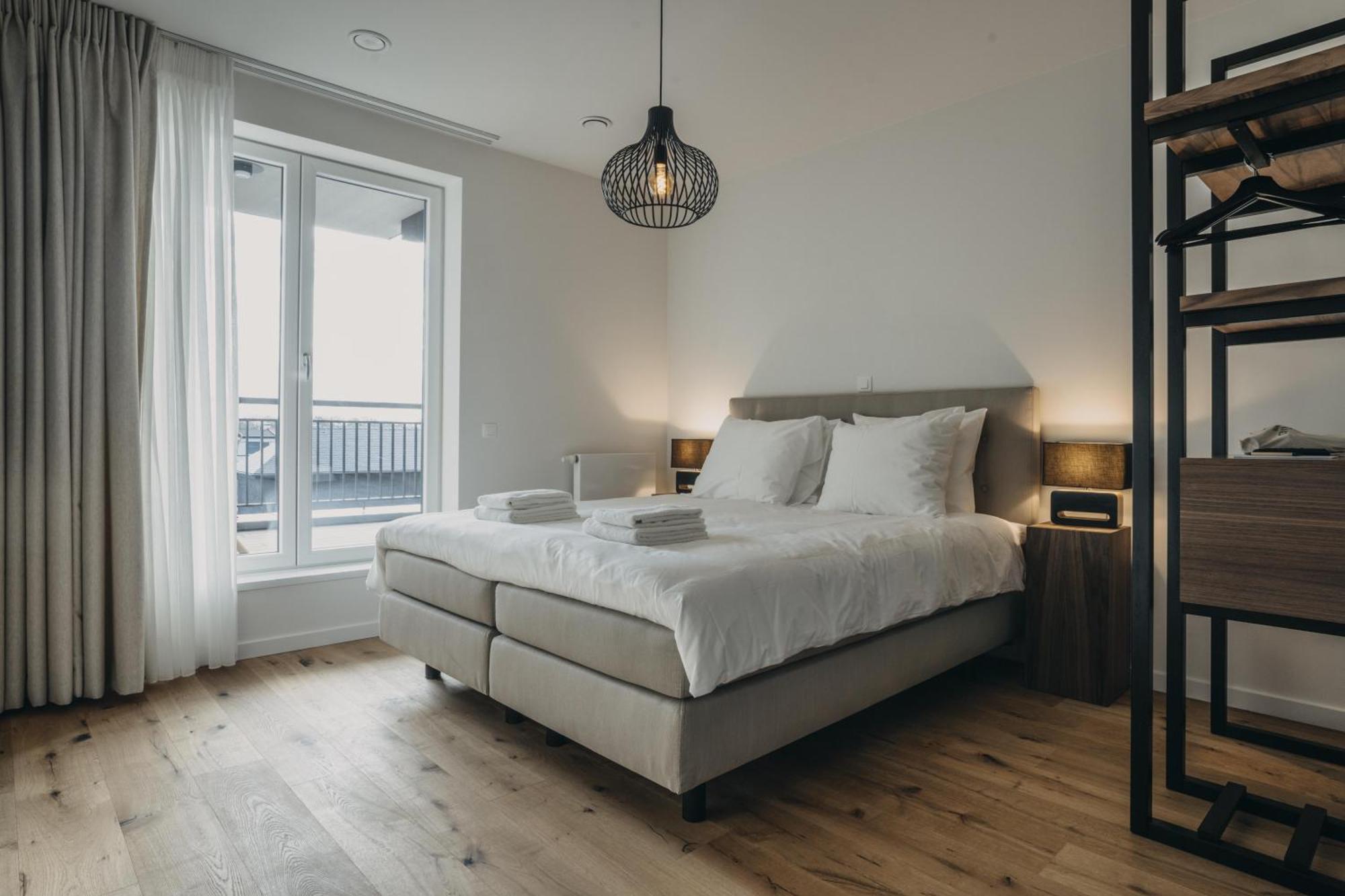 Huswell - The Tide - Stylish Seaview Apartment For 4 - Prime Location & Private Parking Cadzand Exterior photo
